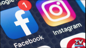 Facebook outage error message displayed on a smartphone screen as users worldwide experience service disruptions and login issues.